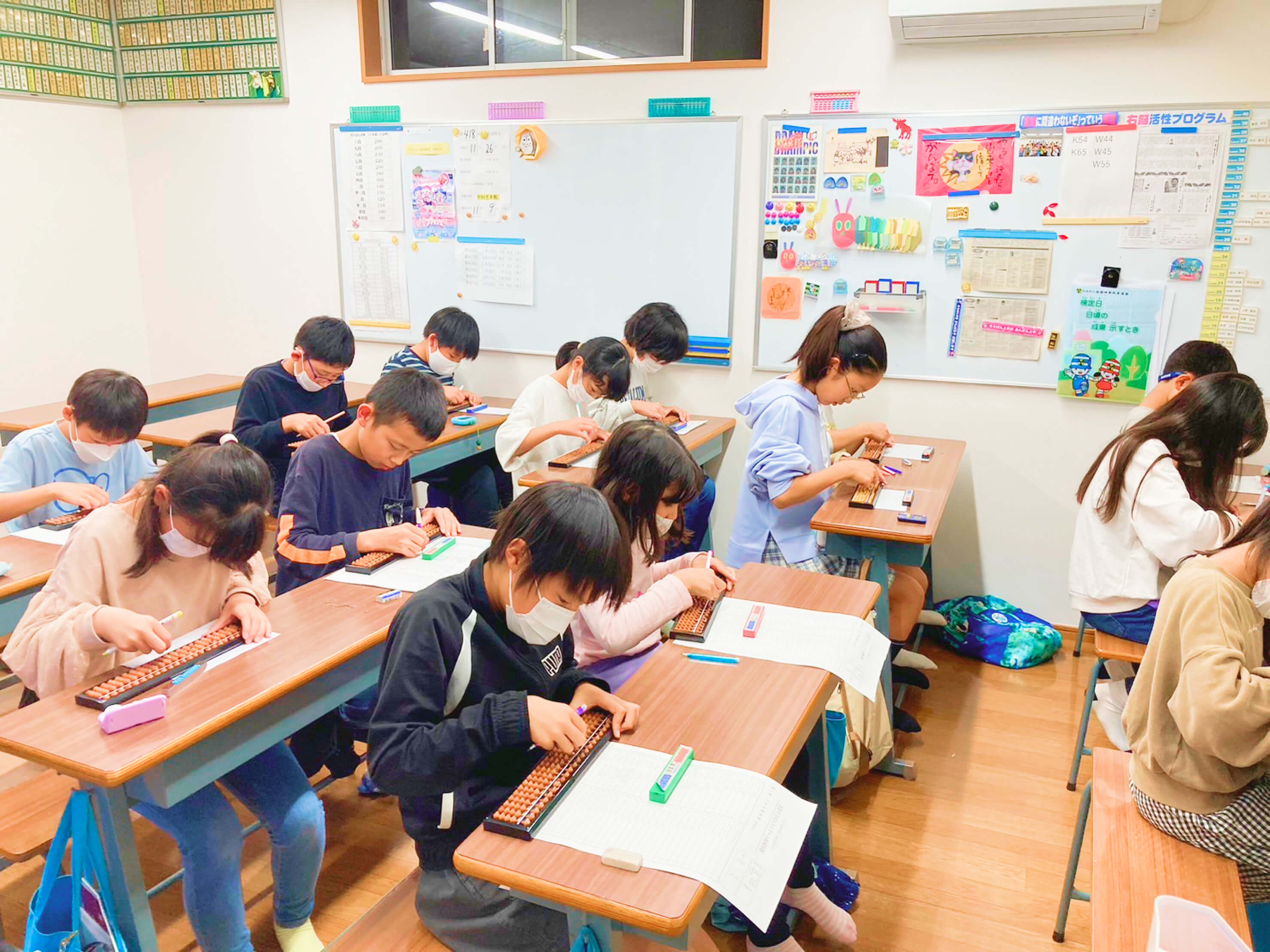 ぶれいんずSCの教室の様子